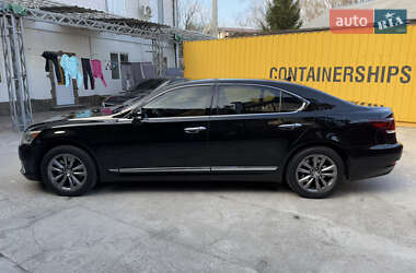 Седан Lexus LS 2012 в 