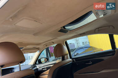 Седан Lexus LS 2012 в 