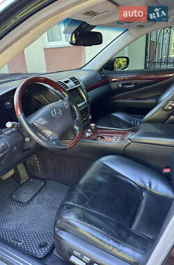 Седан Lexus LS 2007 в 