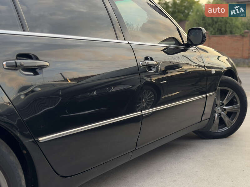 Седан Lexus LS 2005 в Бердичеве