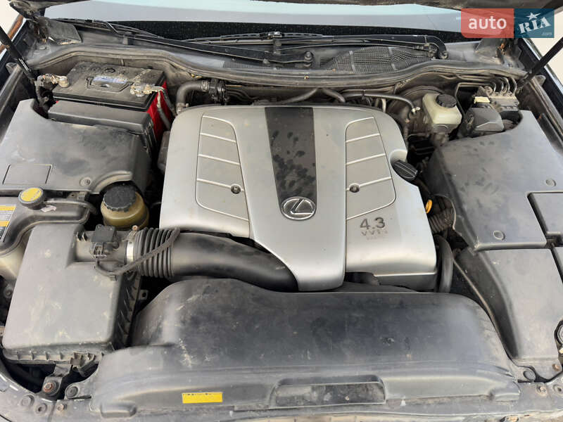 Седан Lexus LS 2005 в Бердичеве