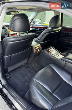 Седан Lexus LS 2007 в 