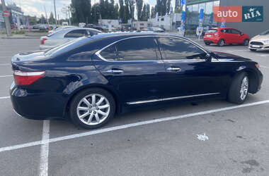 Седан Lexus LS 2008 в 