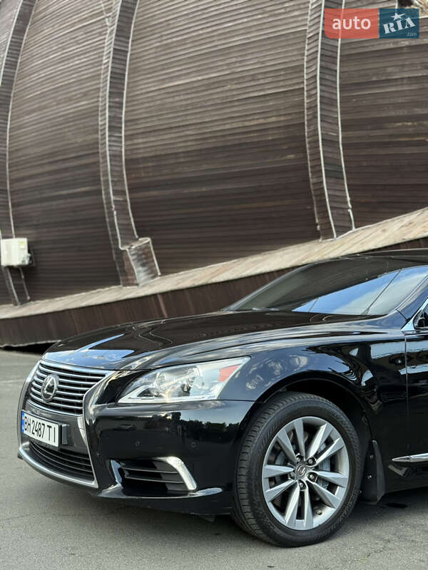 Седан Lexus LS 2013 в Одессе