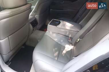 Седан Lexus LS 2006 в 