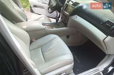Седан Lexus LS 2006 в 