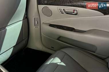 Седан Lexus LS 2007 в 