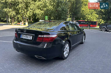 Седан Lexus LS 2007 в 