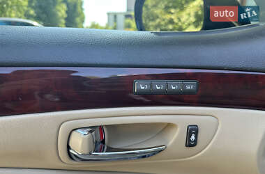 Седан Lexus LS 2007 в 
