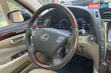 Седан Lexus LS 2007 в 