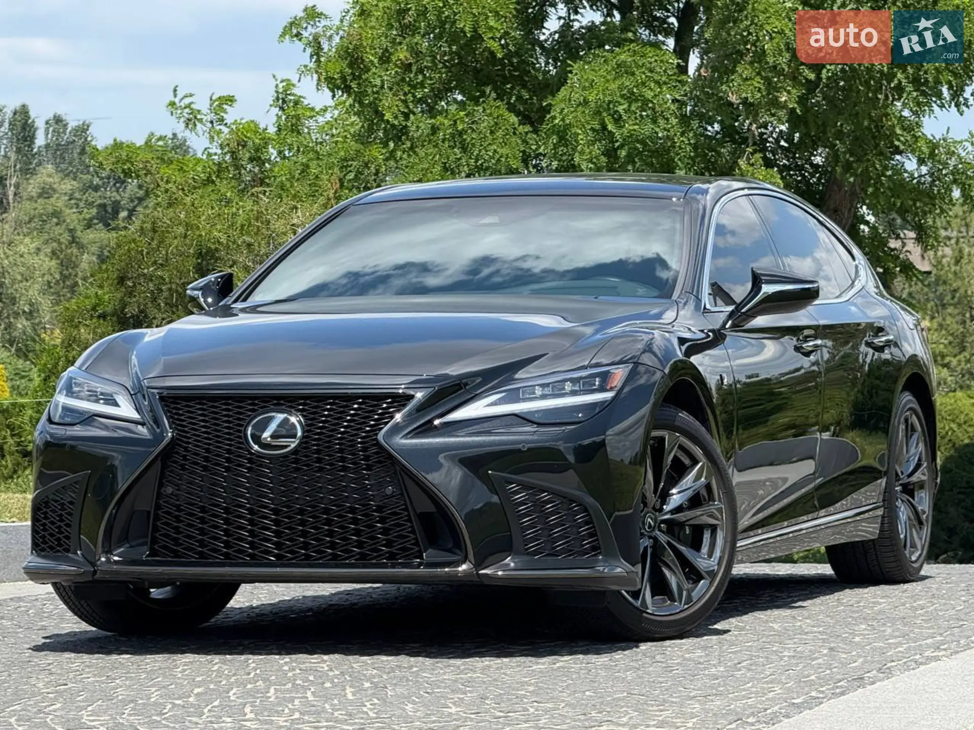 2022 Lexus LS - мініатюра 3