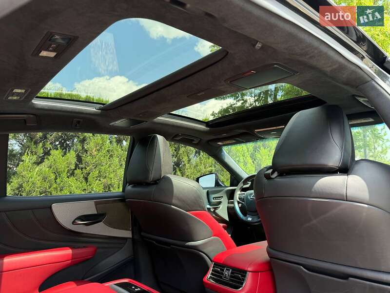 Седан Lexus LS 2022 в Киеве