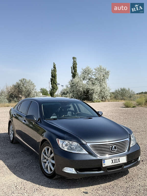 Lexus LS 2007