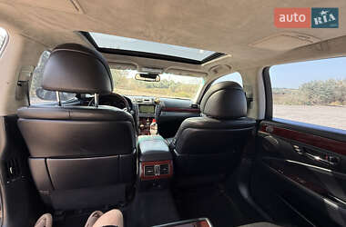 Седан Lexus LS 2007 в 