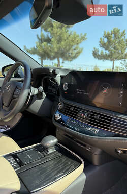 Седан Lexus LS 2022 в Одесі фото 9 Седан Lexus LS 2022 в Одесі
