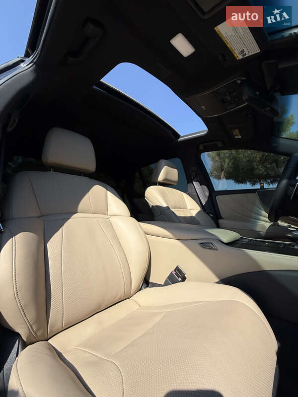 Седан Lexus LS 2022 в Одессе