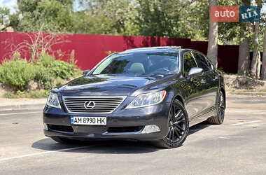 Седан Lexus LS 2007 в Житомире