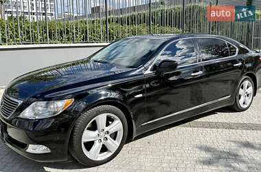 Седан Lexus LS 2009 в 
