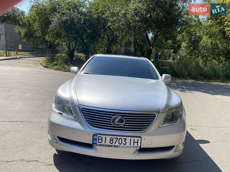 Седан Lexus LS 2007 в Полтаве