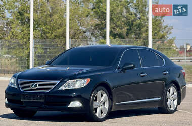 Седан Lexus LS 2009 в Дніпрі