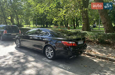 Седан Lexus LS 2011 в 