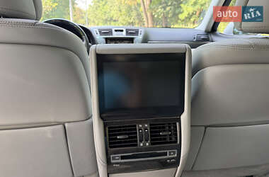 Седан Lexus LS 2011 в 