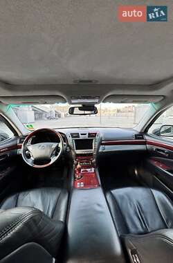 Седан Lexus LS 2007 в 