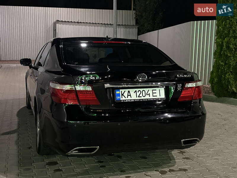 Седан Lexus LS 2008 в Киеве