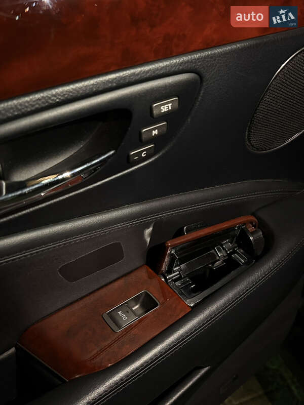 Седан Lexus LS 2008 в Киеве