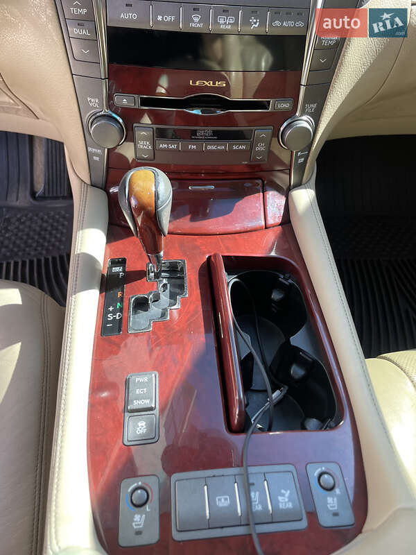 Седан Lexus LS 2007 в Новояворівську