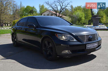 Седан Lexus LS 2007 в 