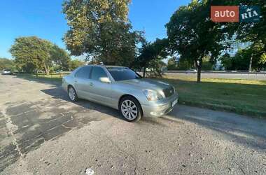 Седан Lexus LS 2002 в 