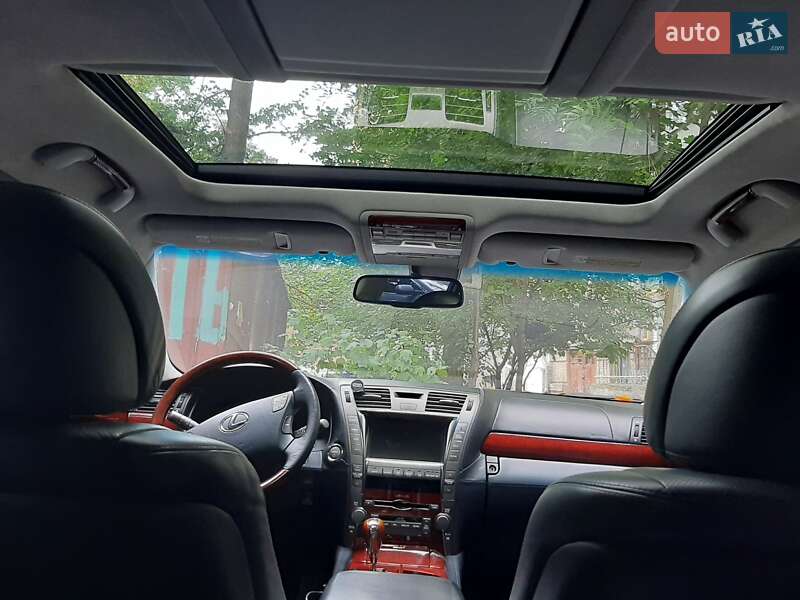 Седан Lexus LS 2007 в Киеве