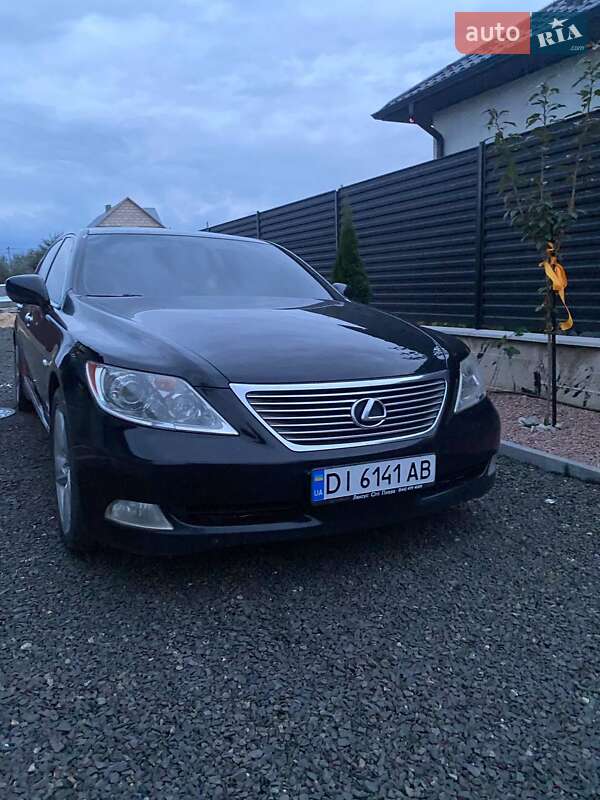 Седан Lexus LS 2008 в Луцьку