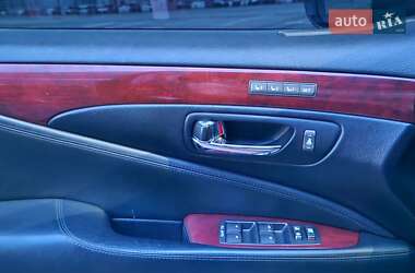 Седан Lexus LS 2007 в Киеве