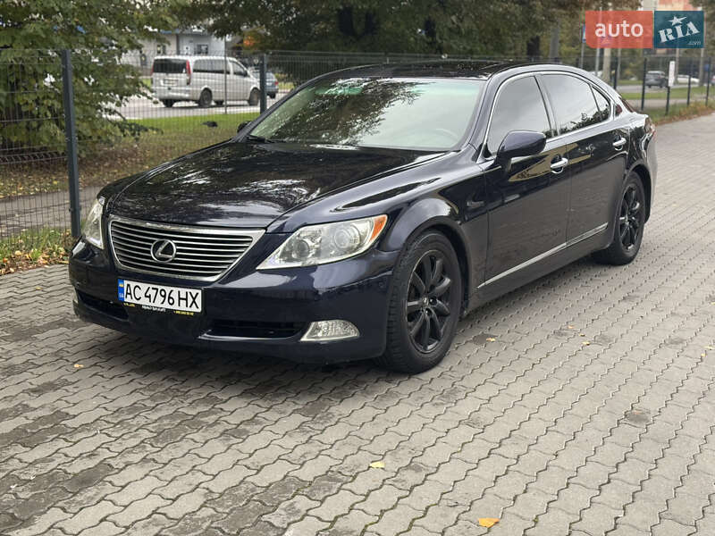 Седан Lexus LS 2006 в 