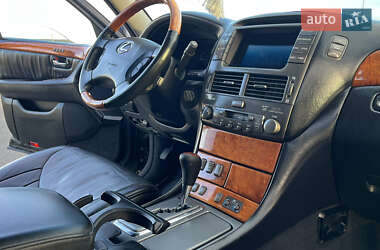 Седан Lexus LS 2002 в 