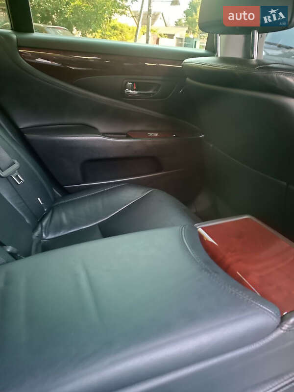 Седан Lexus LS 2011 в Одессе фото 8 Седан Lexus LS 2011 в Одессе