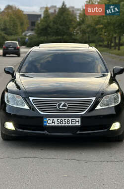 Седан Lexus LS 2007 в 