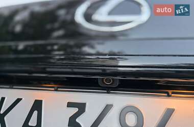 Седан Lexus LS 2005 в 