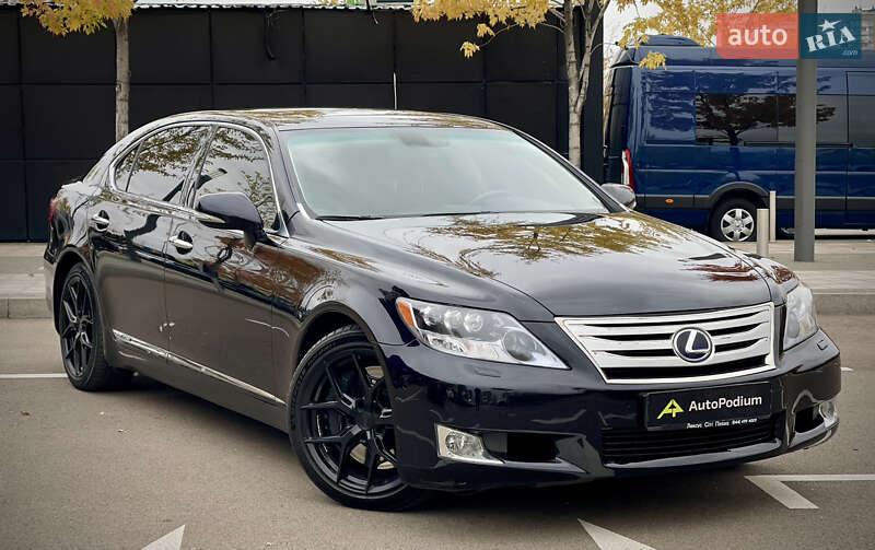 Lexus LS 2012