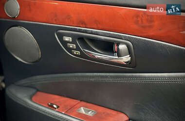 Седан Lexus LS 2012 в 