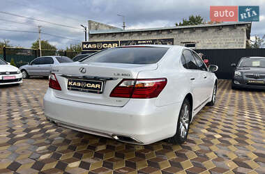 Седан Lexus LS 2010 в  фото 5 Седан Lexus LS 2010 в