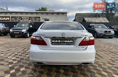 Седан Lexus LS 2010 в  фото 8 Седан Lexus LS 2010 в