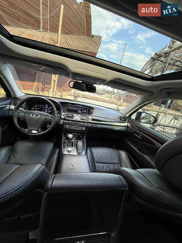 Седан Lexus LS 2013 в Одессе фото 14 Седан Lexus LS 2013 в Одессе