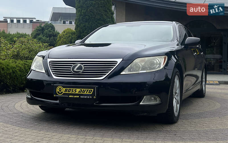 Седан Lexus LS 2007 в Львові