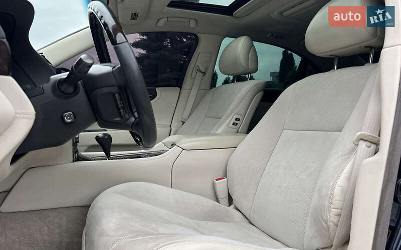 Седан Lexus LS 2007 в Львові