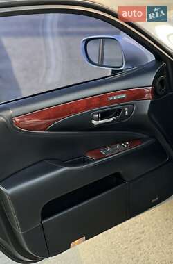 Седан Lexus LS 2007 в Києві