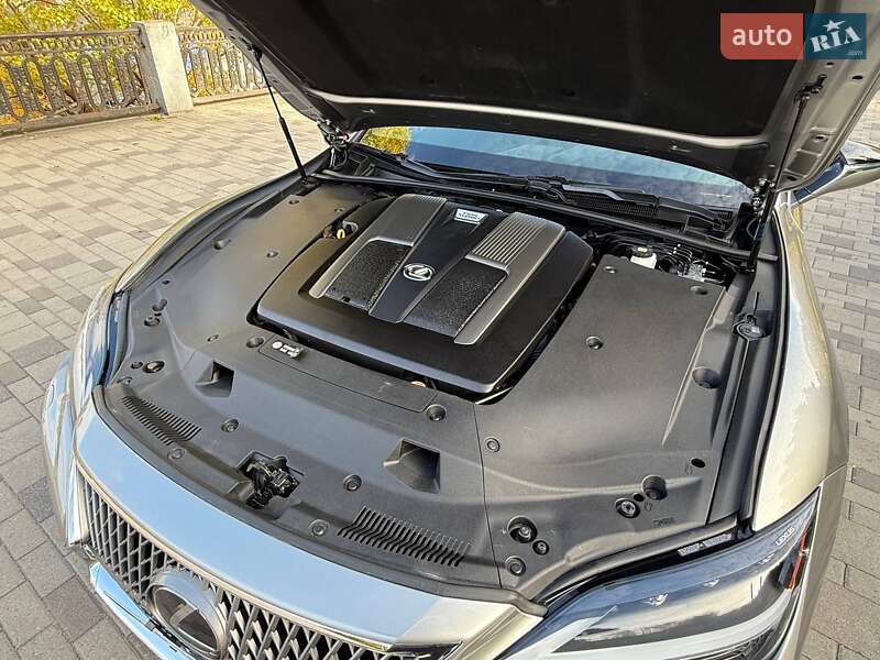 Седан Lexus LS 2020 в Днепре фото 31 Седан Lexus LS 2020 в Днепре