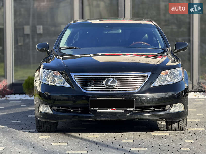 Седан Lexus LS 2007 в Ужгороде